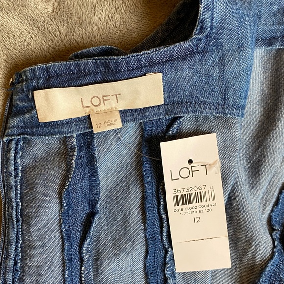 LOFT Chambray Seamed Mini Flare Dress Size 12 - Picture 3 of 7